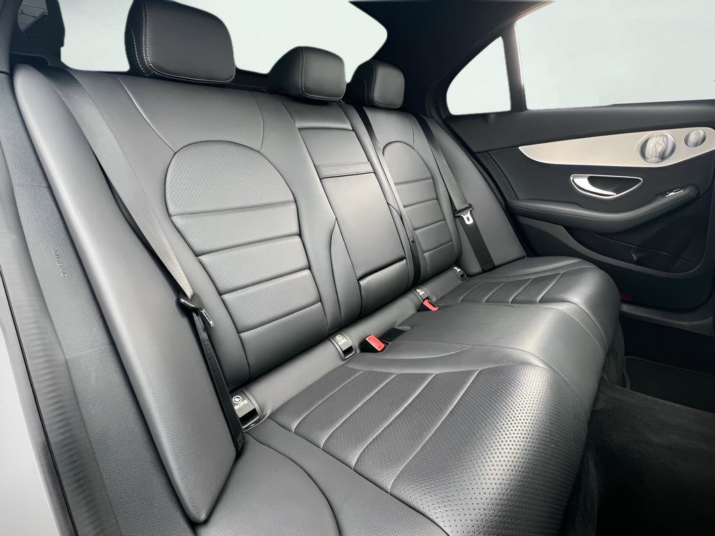 Used 2020 Mercedes-Benz C 300 Sedan image 29
