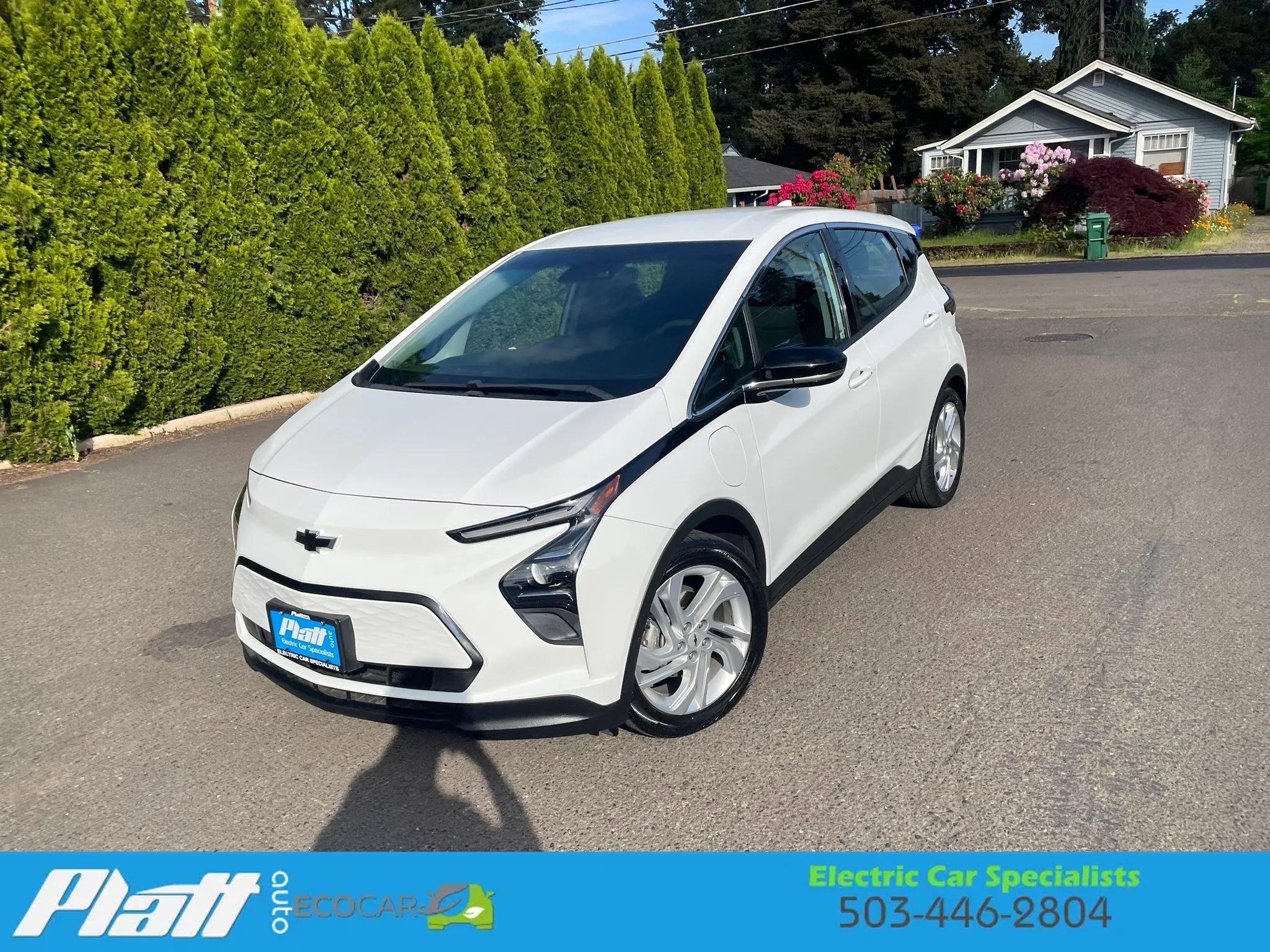 Used 2023 Chevrolet Bolt LT FWD image 2