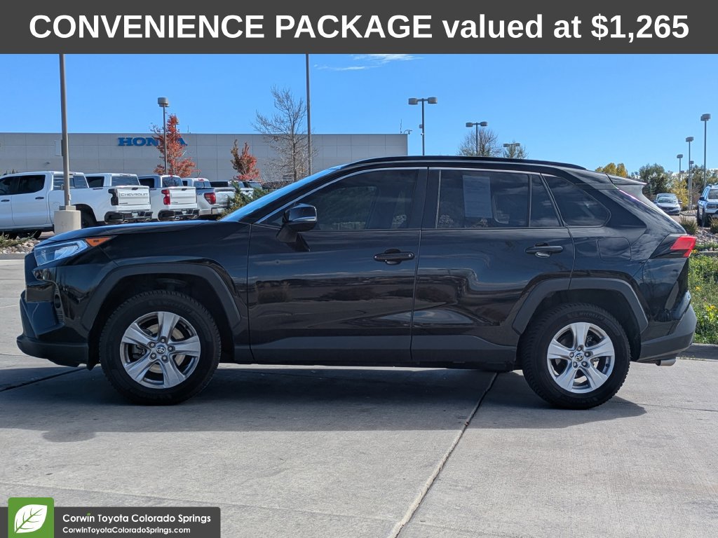 Used 2020 Toyota RAV4 XLE w/ Convenience Package AWD/4WD image 5