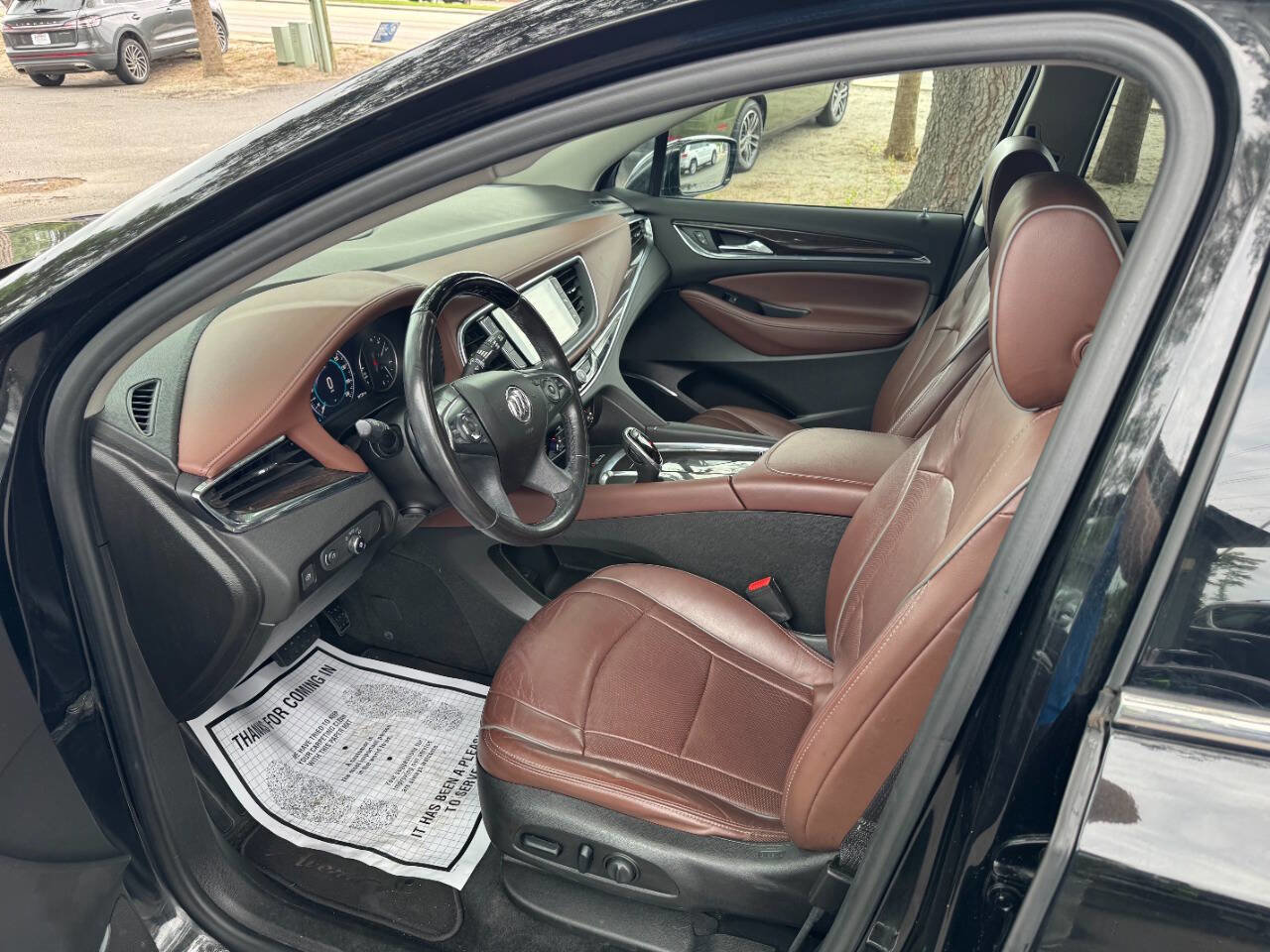 Used 2018 Buick Enclave Avenir AWD/4WD image 9