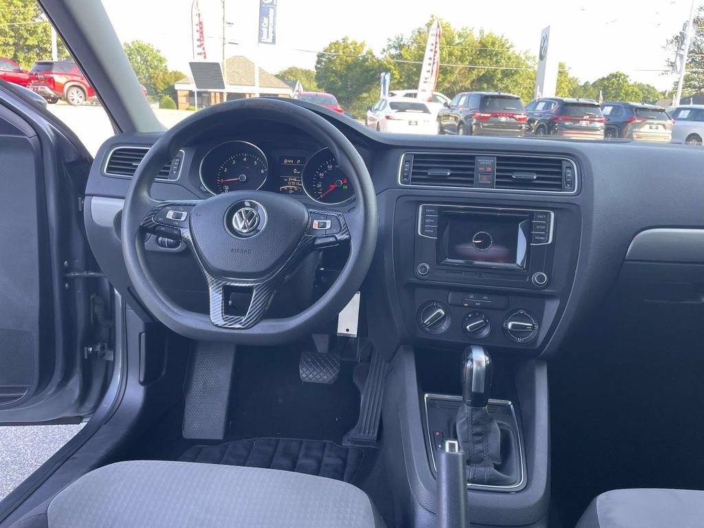 Used 2017 Volkswagen Jetta S FWD image 15