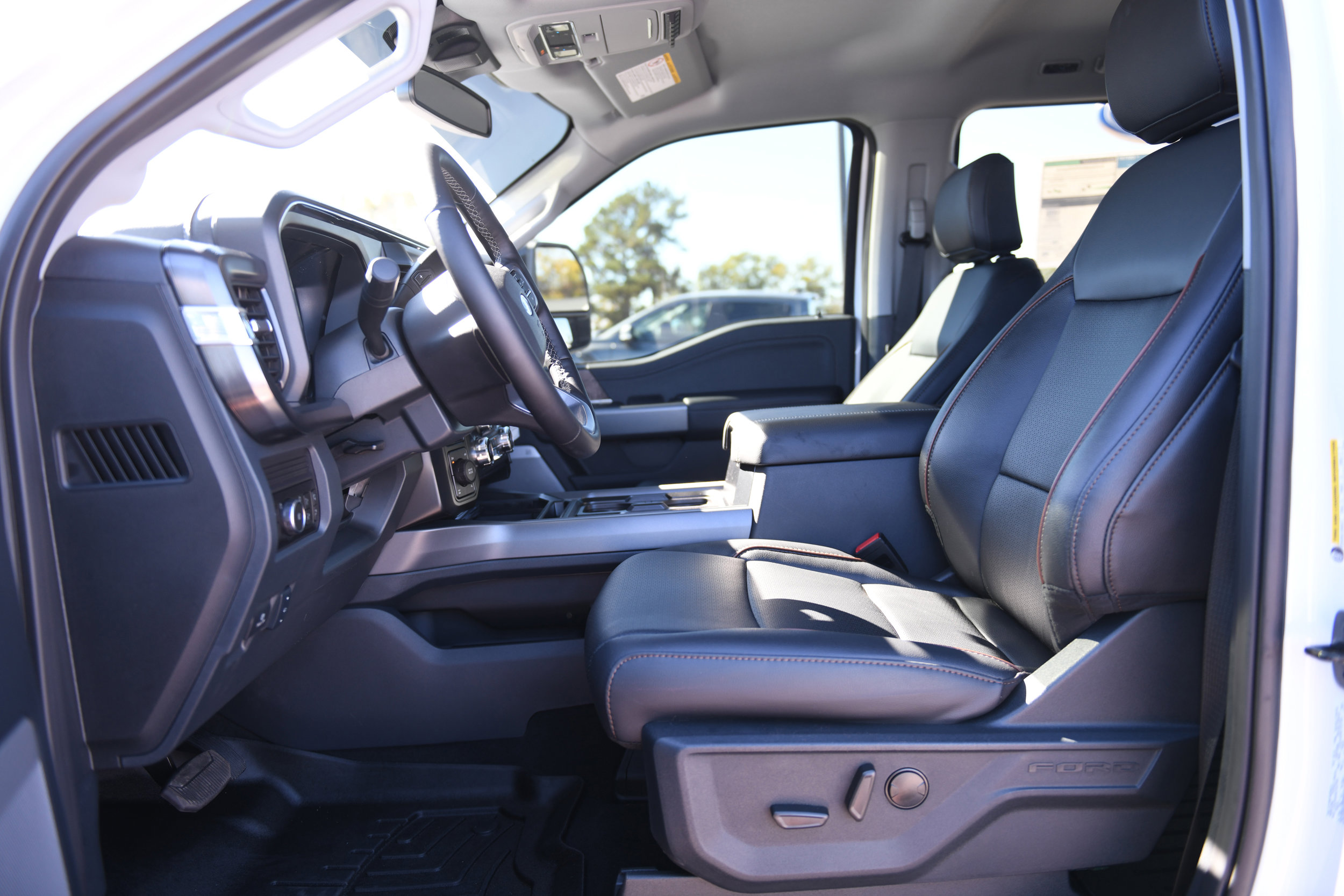 New 2026 Ford F250 Lariat image 23