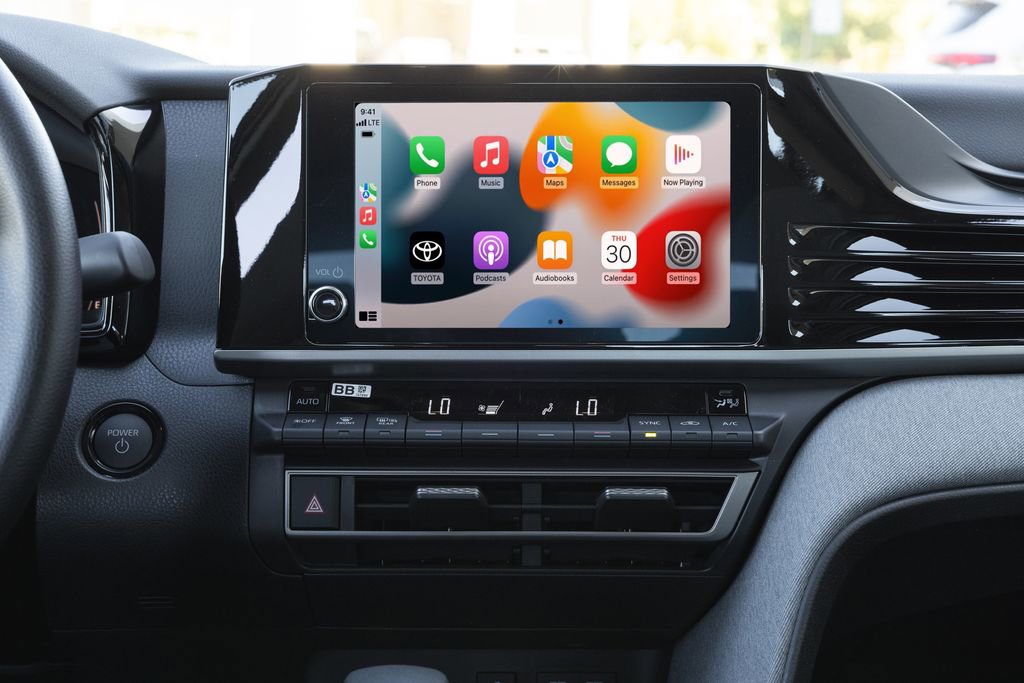 New 2026 Toyota Camry LE image 10