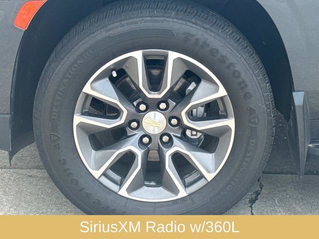 Used 2021 Chevrolet Suburban LS RWD image 5