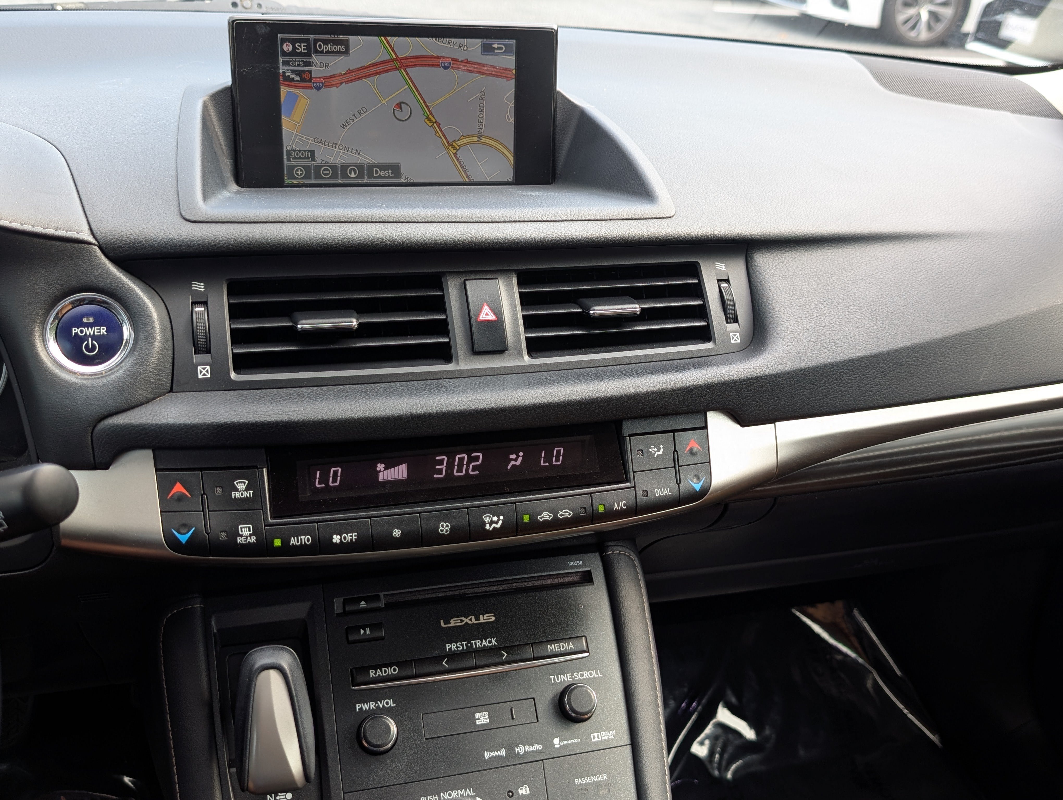 Used 2015 Lexus CT 200h w/ Navigation Package FWD image 26