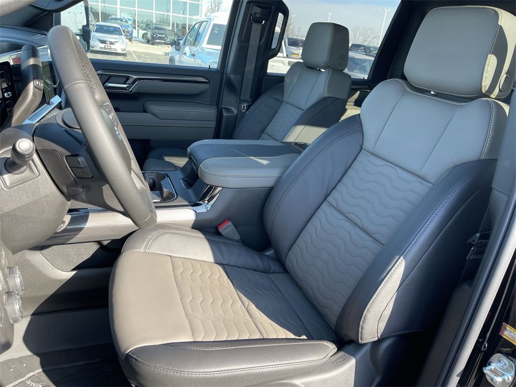 New 2026 Chevrolet Silverado 2500 ZR2 image 11