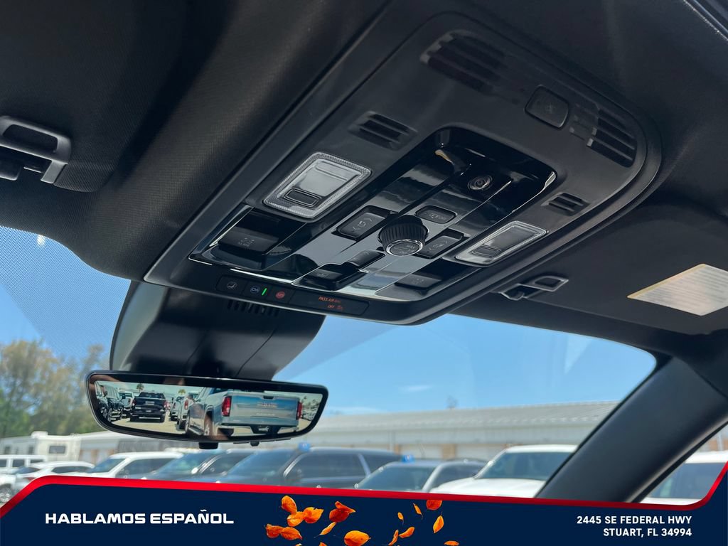 New 2026 GMC Yukon XL AT4 Ultimate AWD/4WD image 35