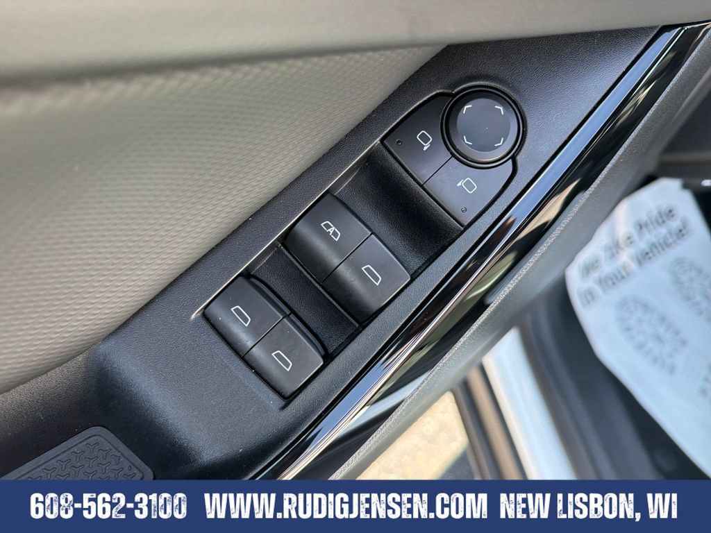 Used 2026 Chevrolet Equinox LT AWD/4WD image 11