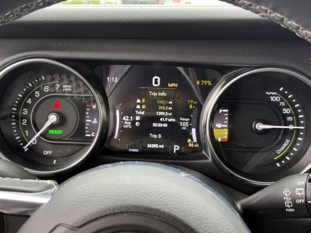 Certified 2022 Jeep Wrangler Unlimited Sahara w/ Cold Weather Group image 17