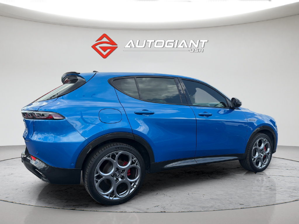 Used 2024 Alfa Romeo Tonale Veloce AWD/4WD image 7