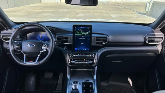 Used 2020 Ford Explorer ST w/ Premium Technology Package image 85