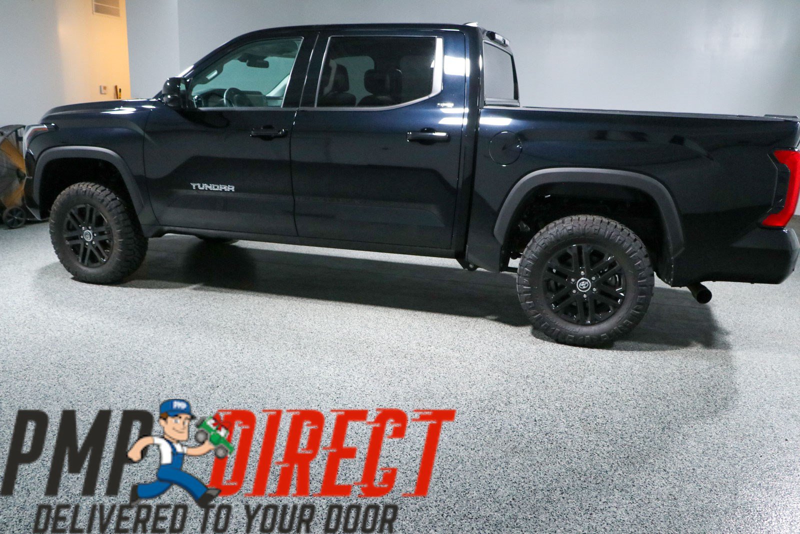 Used 2024 Toyota Tundra SR5 w/ SR5 Convenience Package AWD/4WD image 9