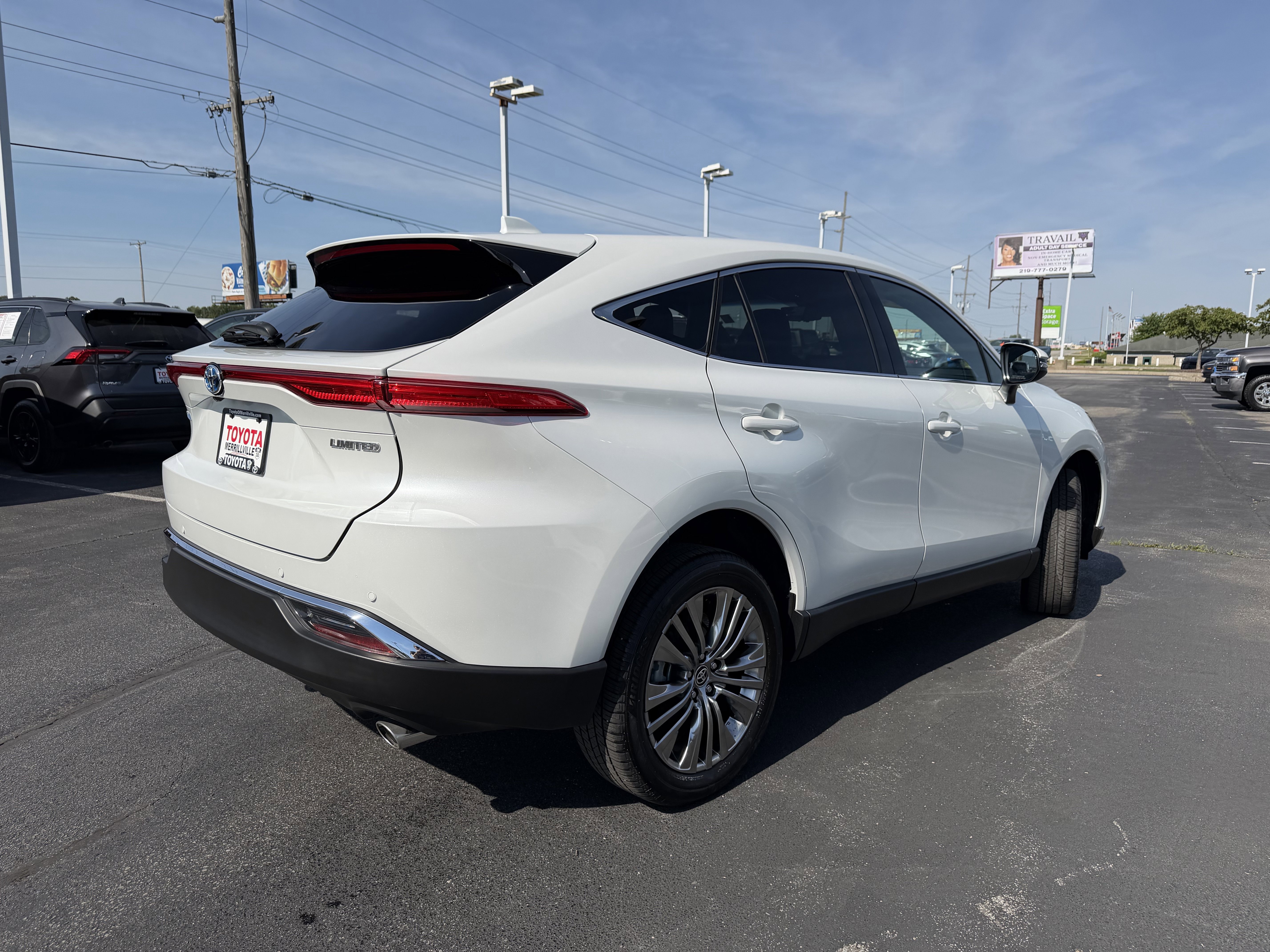Used 2024 Toyota Venza Limited AWD/4WD image 8