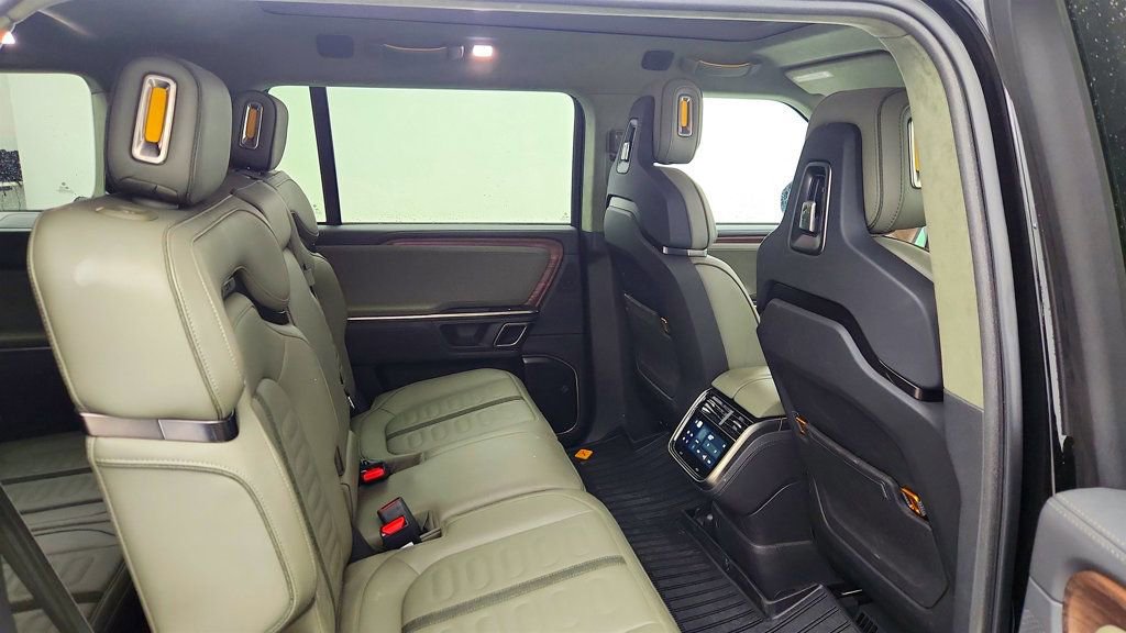 Used 2024 Rivian R1S Adventure image 23