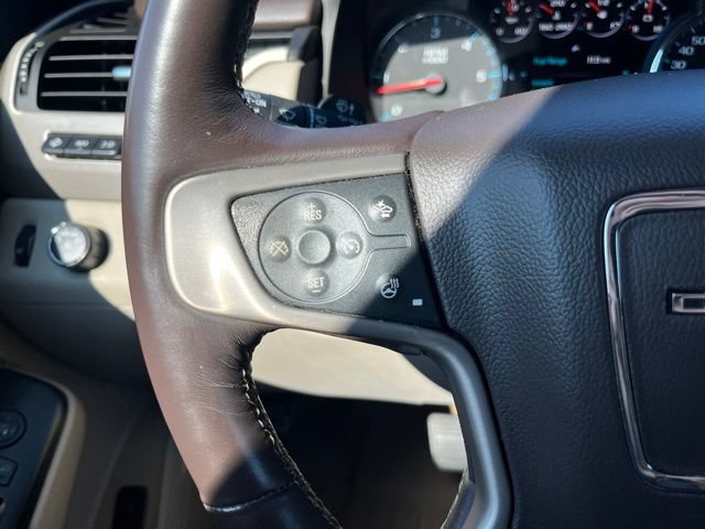 Used 2017 GMC Yukon XL Denali AWD/4WD image 25