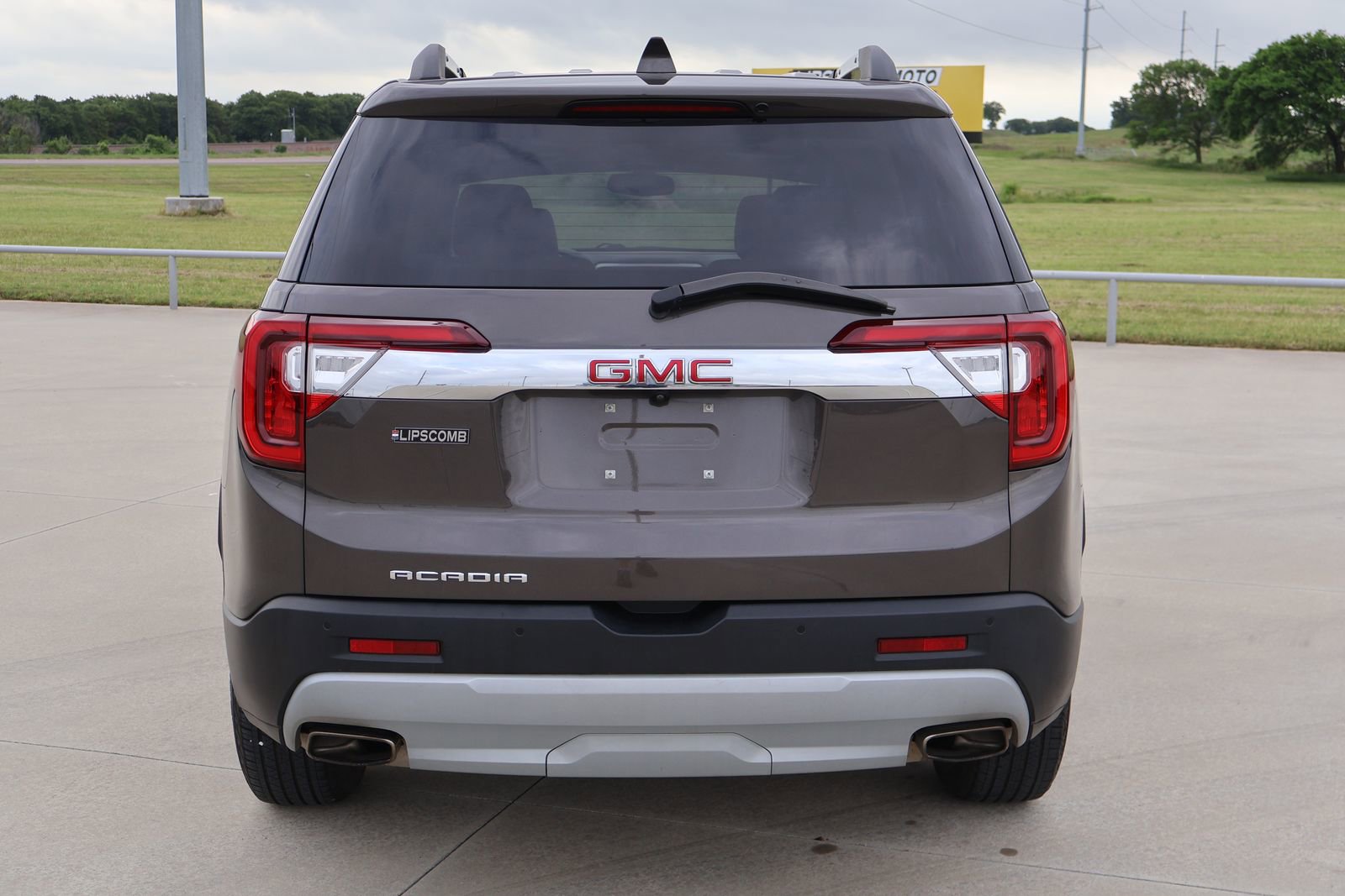 Used 2020 GMC Acadia SLT FWD image 8
