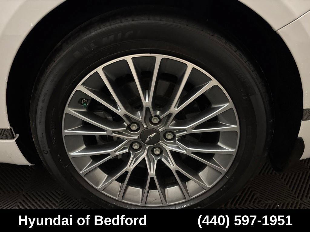 Used 2024 Genesis G80 2.5T AWD/4WD image 29