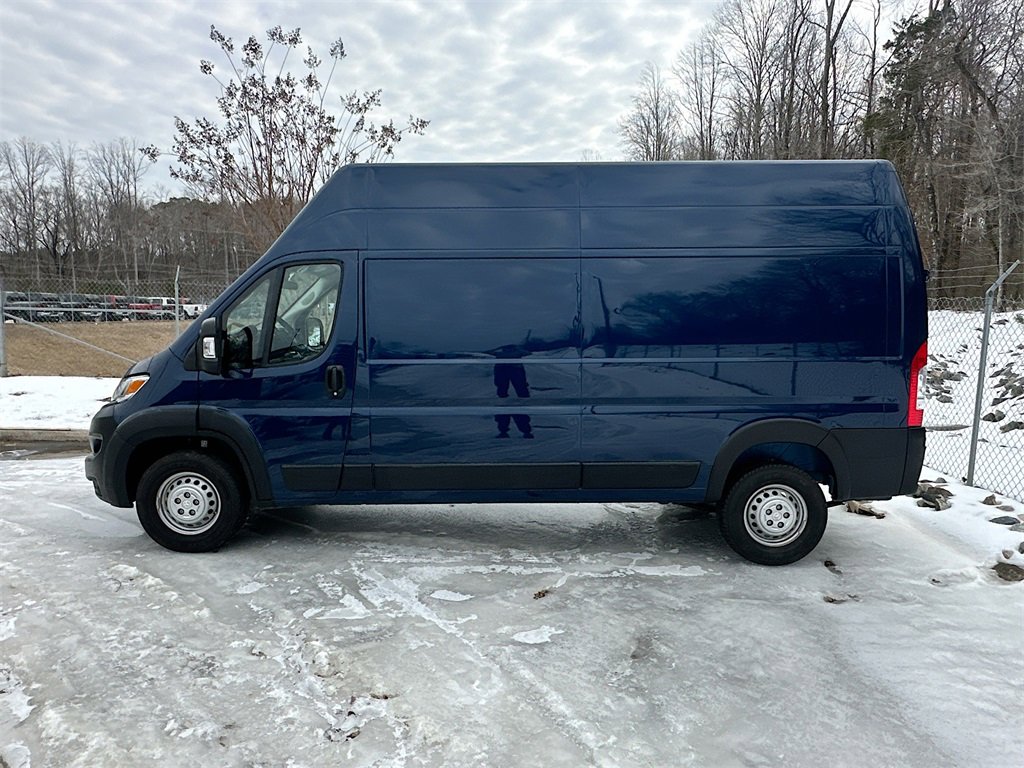 Used 2024 RAM ProMaster 3500 w/ Cold Weather Group image 4