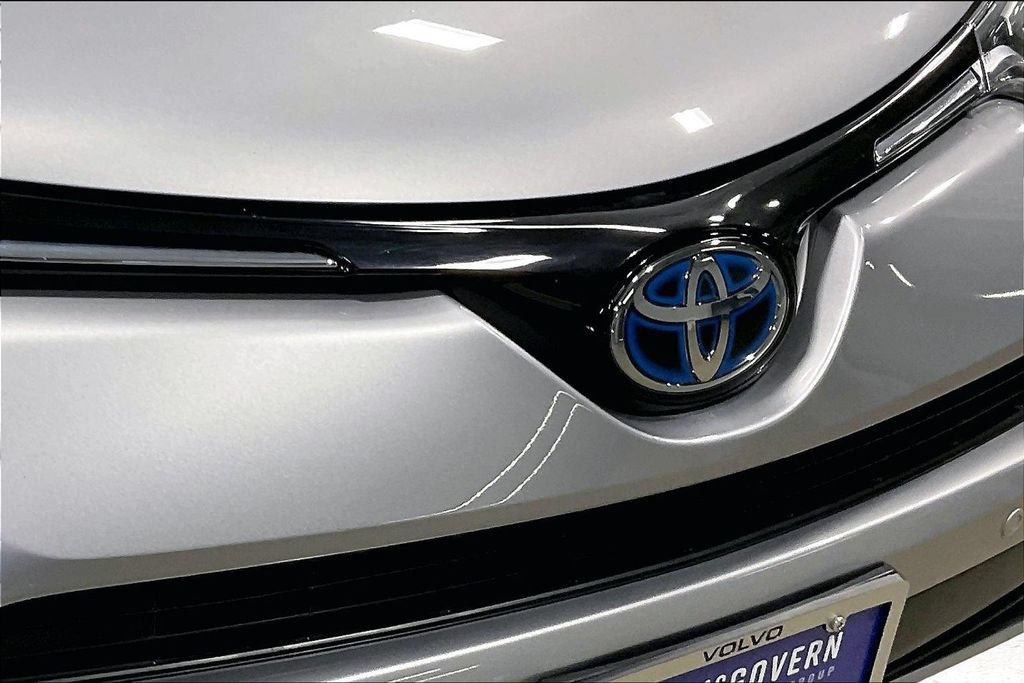 Used 2018 Toyota RAV4 Limited AWD/4WD image 31