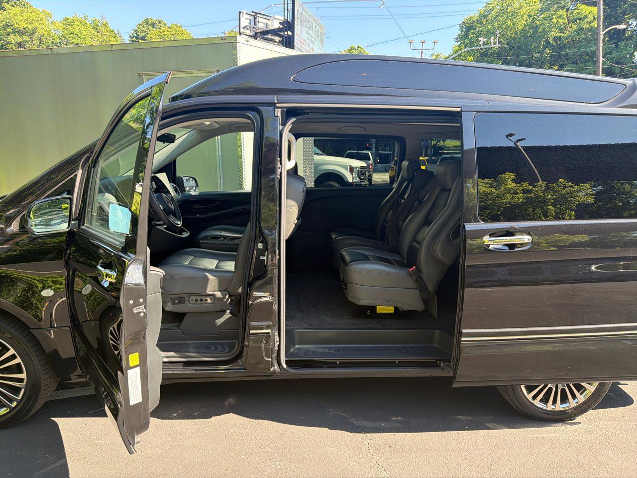 Used 2019 Mercedes-Benz Metris Passenger image 14