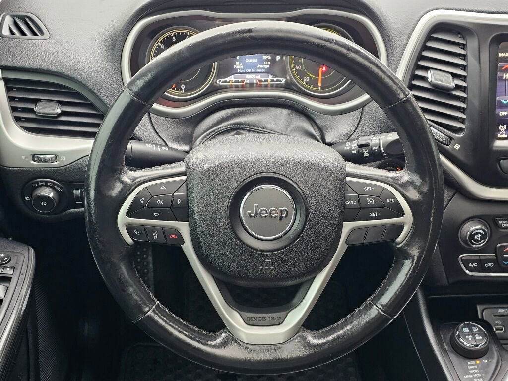 Used 2016 Jeep Cherokee Trailhawk w/ Leather Interior Group image 20