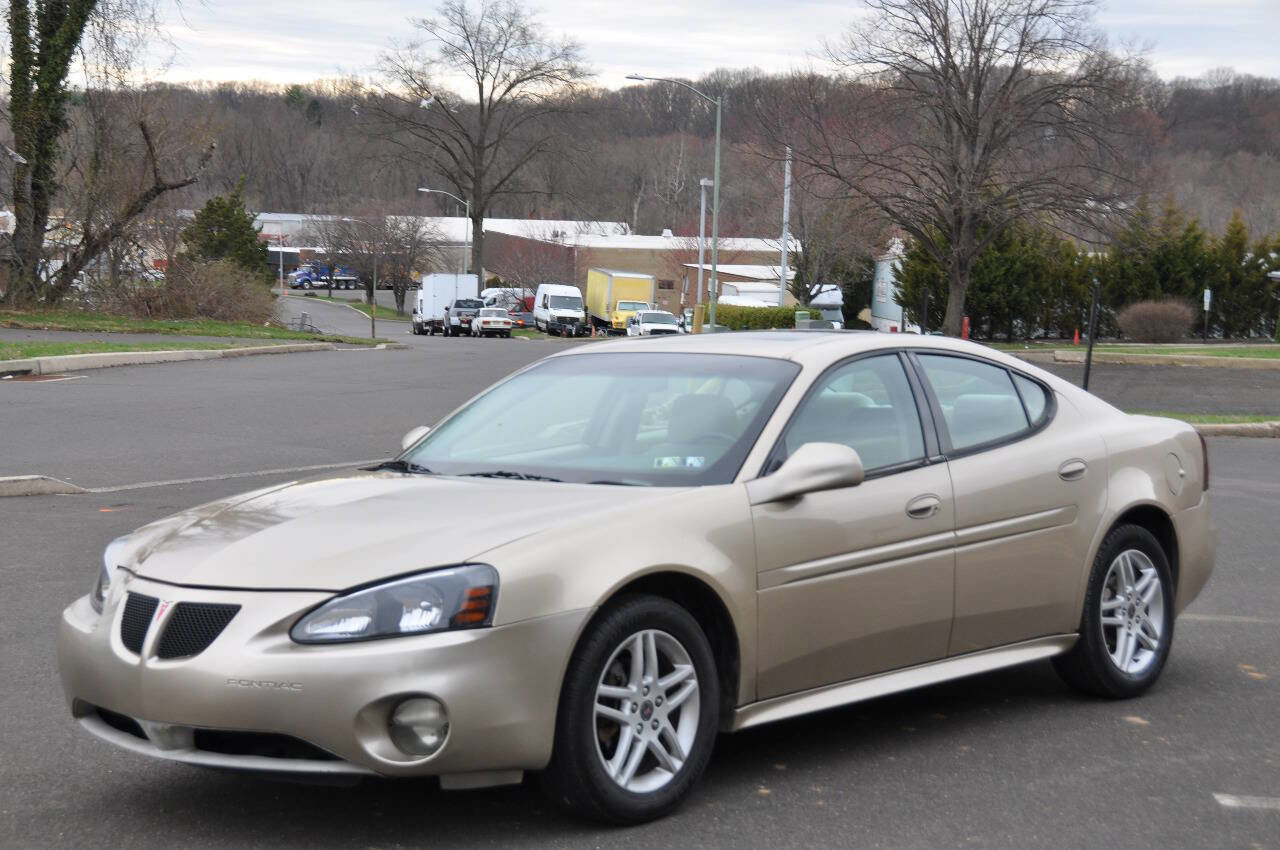 Used 2005 Pontiac Grand Prix GTP w/ Premium Audio Package image 1