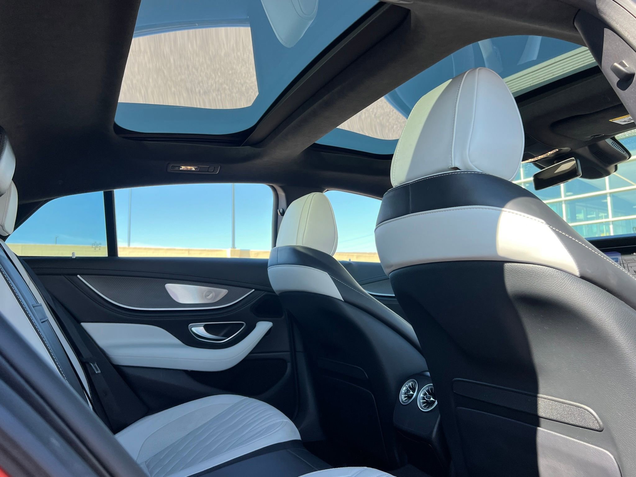 Used 2024 Mercedes-Benz AMG GT 63 image 26