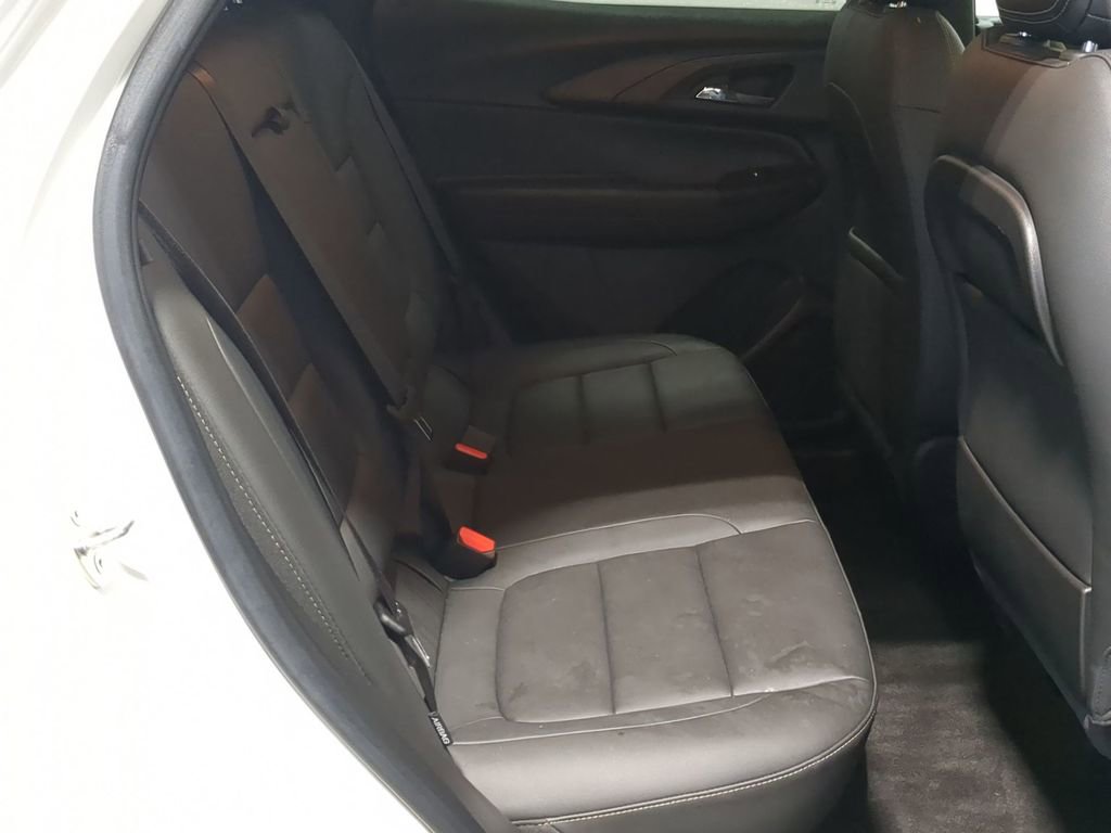 Used 2023 Chevrolet TrailBlazer ACTIV image 31