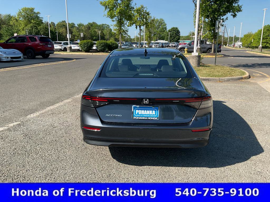Certified 2025 Honda Accord SE image 5