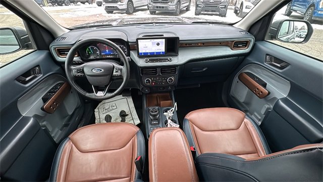 Certified 2022 Ford Maverick Lariat w/ Lariat Luxury Package image 12