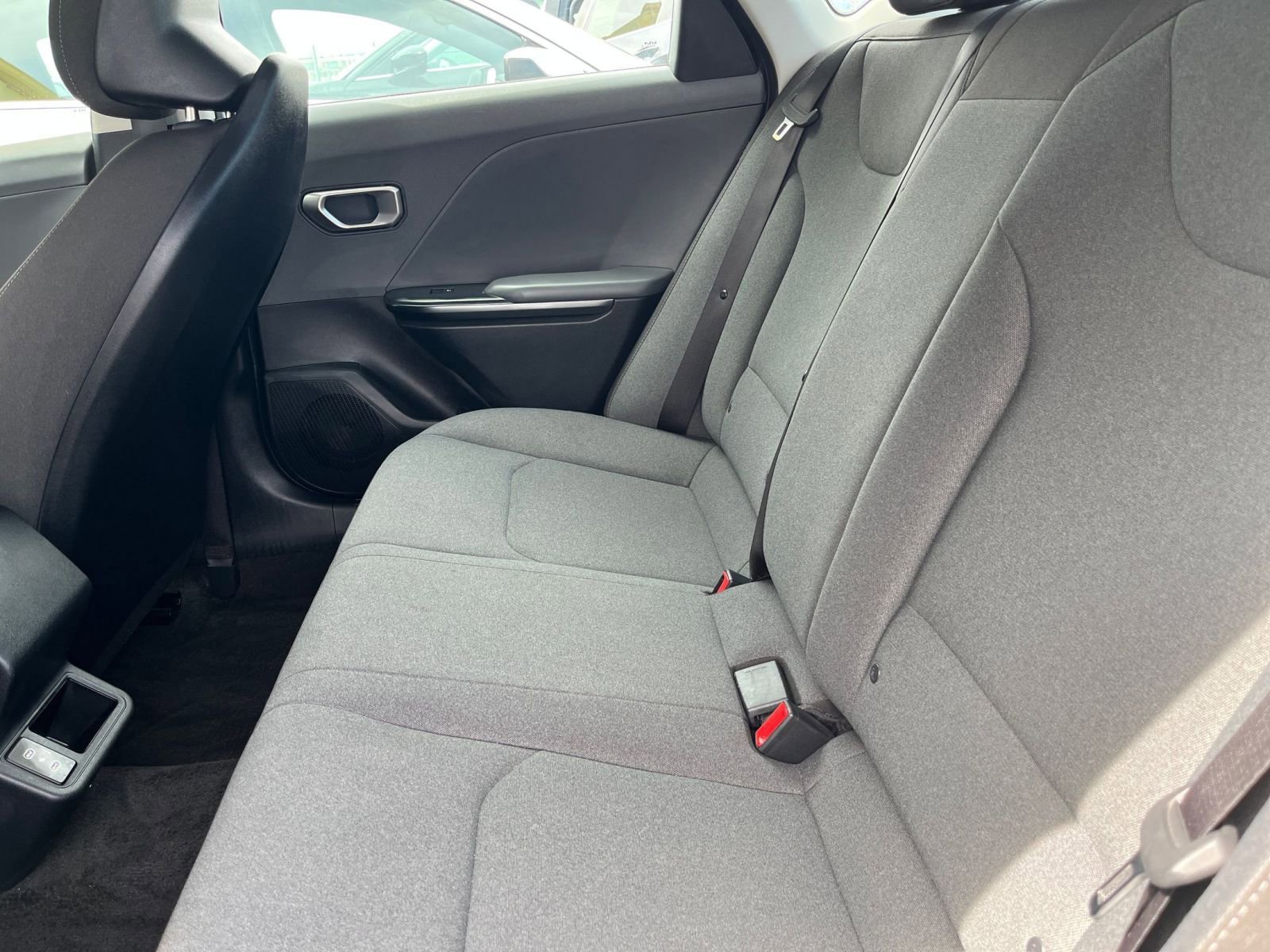 Used 2025 Kia K4 LXS image 24