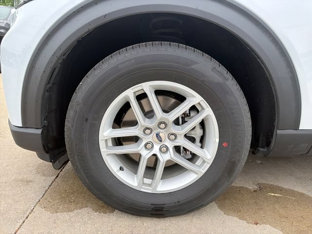 New 2026 Ford Explorer Active AWD/4WD image 13