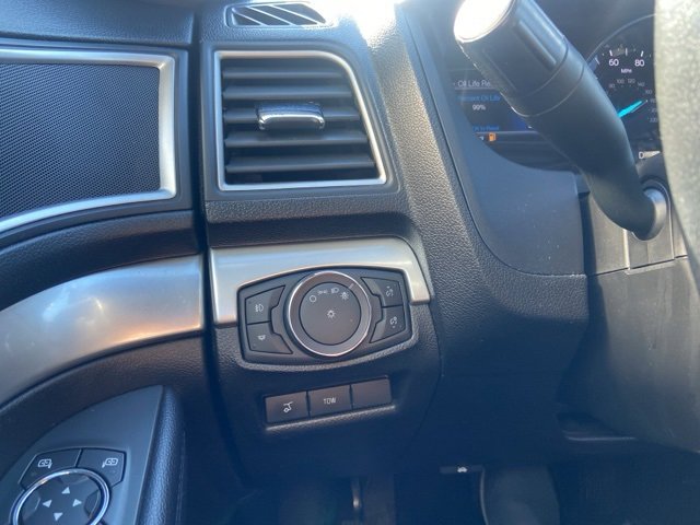 Used 2017 Ford Explorer XLT w/ Equipment Group 202A image 18