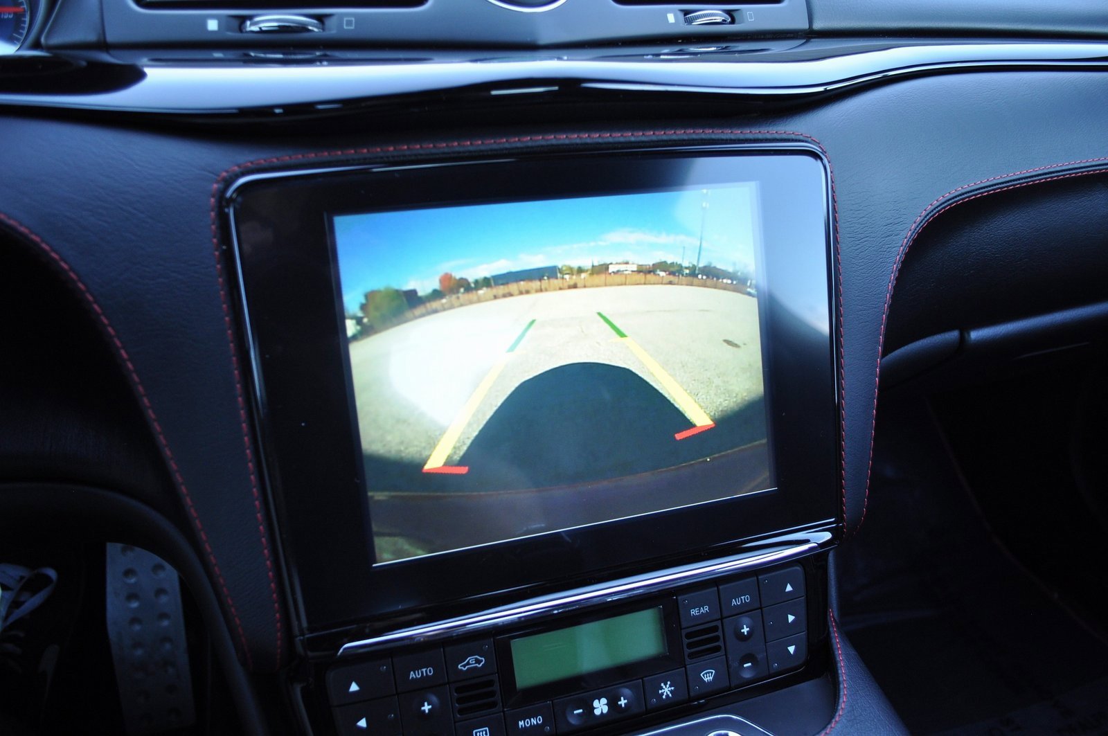 Used 2018 Maserati GranTurismo Sport image 27