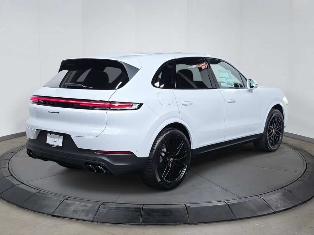 Certified 2025 Porsche Cayenne AWD/4WD image 7