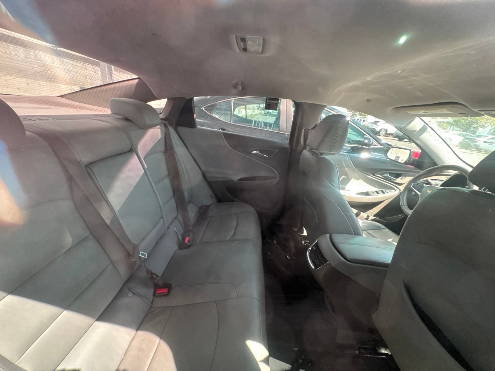 Used 2016 Chevrolet Malibu Hybrid w/ Leather Package FWD image 9