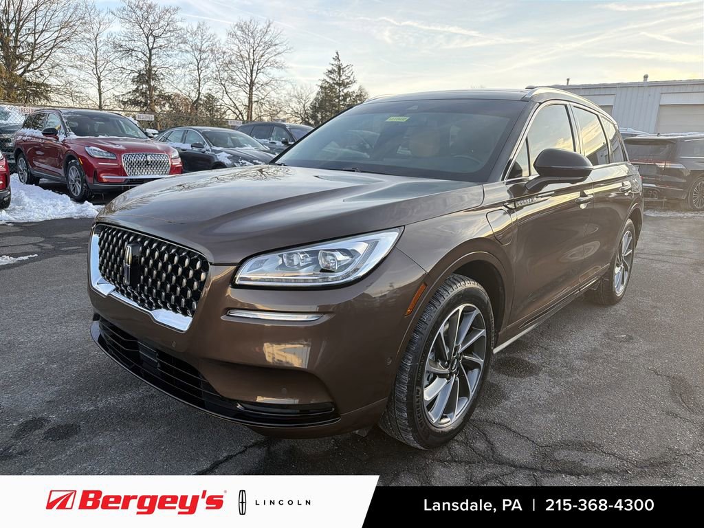 Certified 2022 Lincoln Corsair Grand Touring w/ Elements Technology Bundle image 1