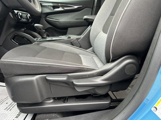 Used 2025 Chevrolet TrailBlazer LT image 19