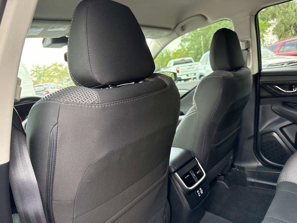 Certified 2025 Subaru Outback Premium AWD/4WD image 12