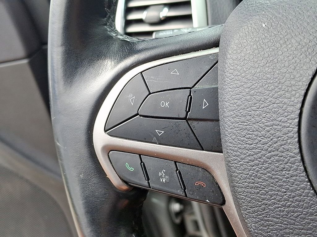 Used 2019 Jeep Grand Cherokee Altitude image 22