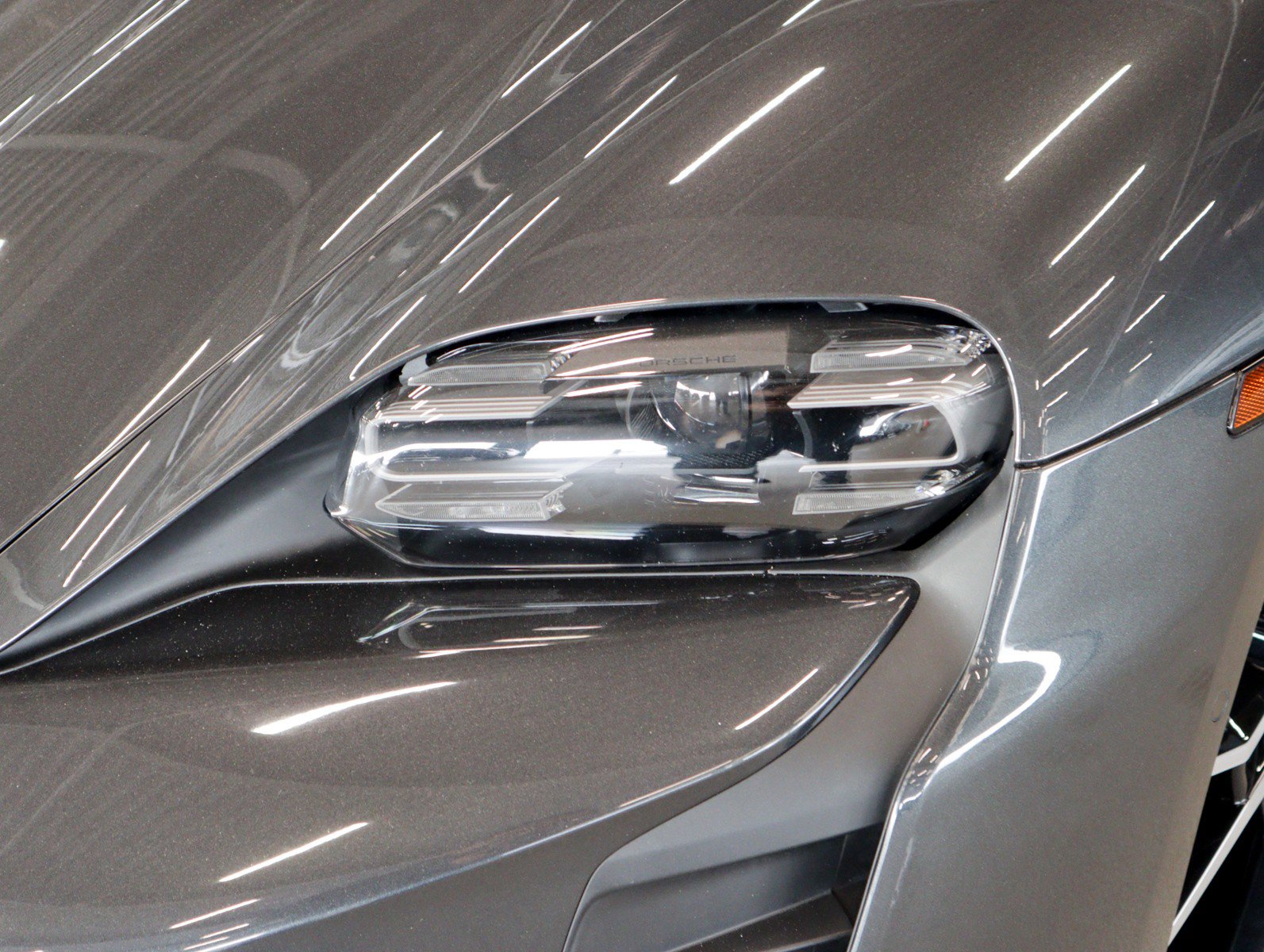 Certified 2022 Porsche Taycan 4S image 28