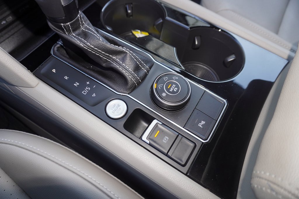 Used 2022 Volkswagen Atlas SE image 20