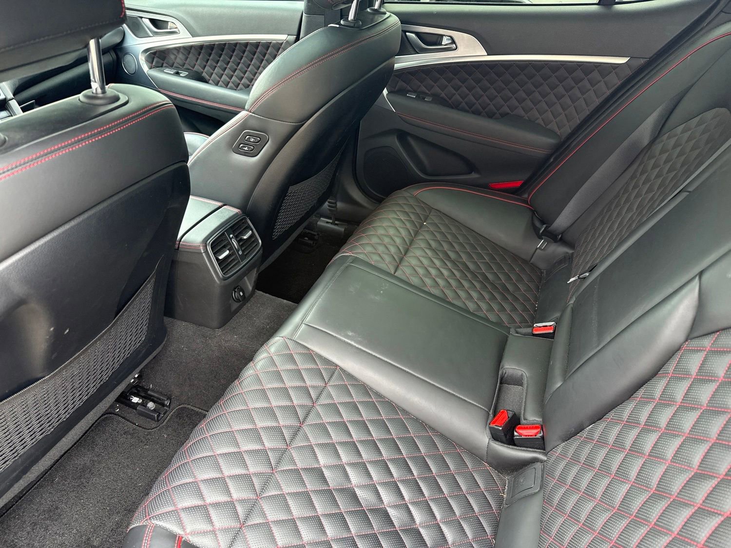 Used 2019 Genesis G70 3.3T Advanced w/ Sport Package RWD image 20