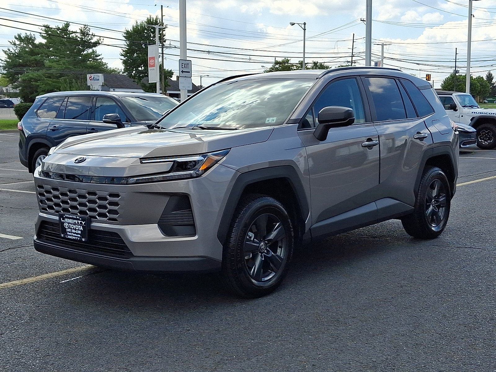 Used 2026 Toyota RAV4 LE FWD image 4