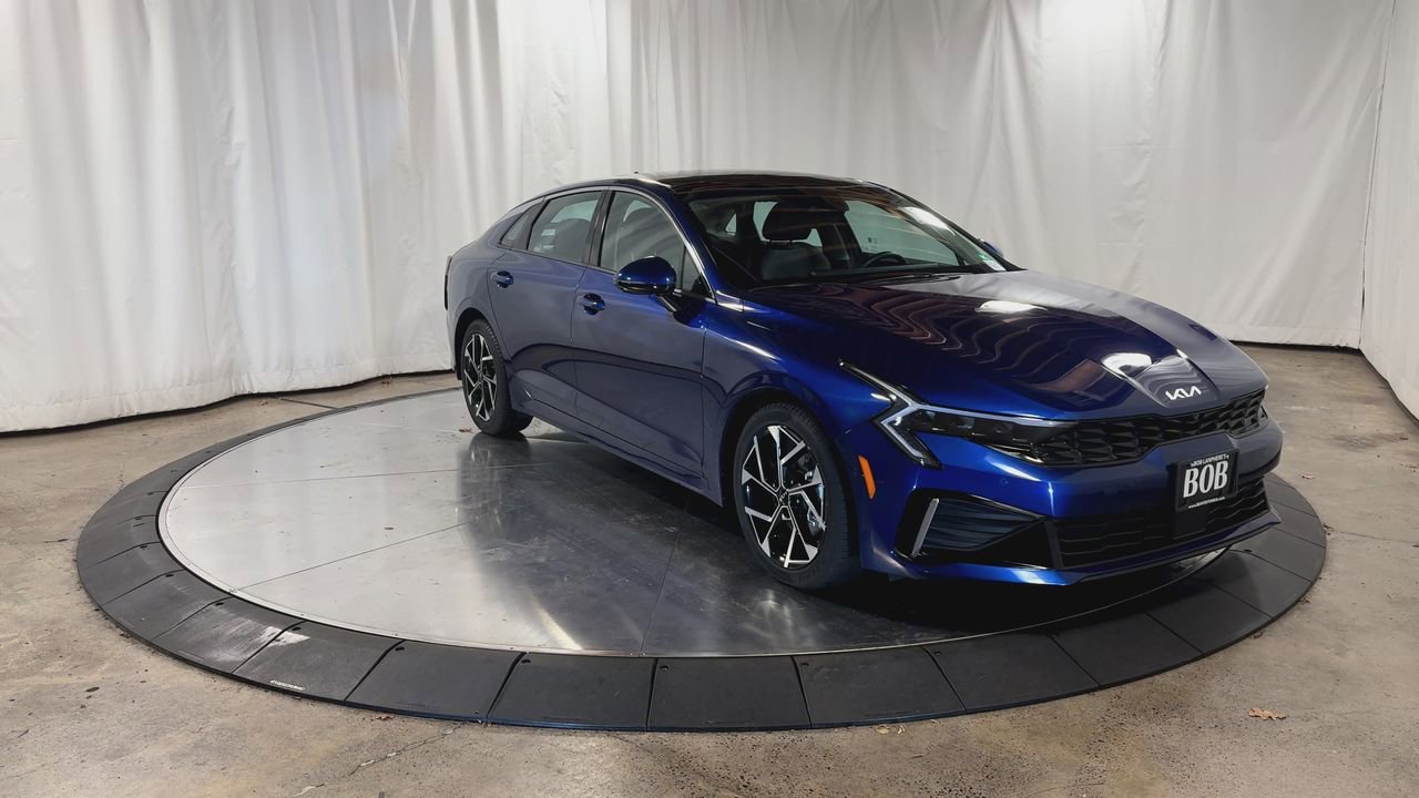 Used 2025 Kia K5 EX image 3