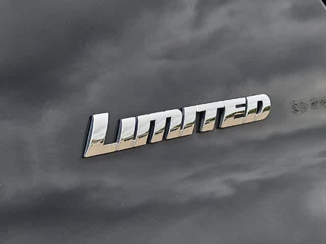 Used 2021 Toyota 4Runner Limited w/ Convenience Package (TMS) AWD/4WD image 11