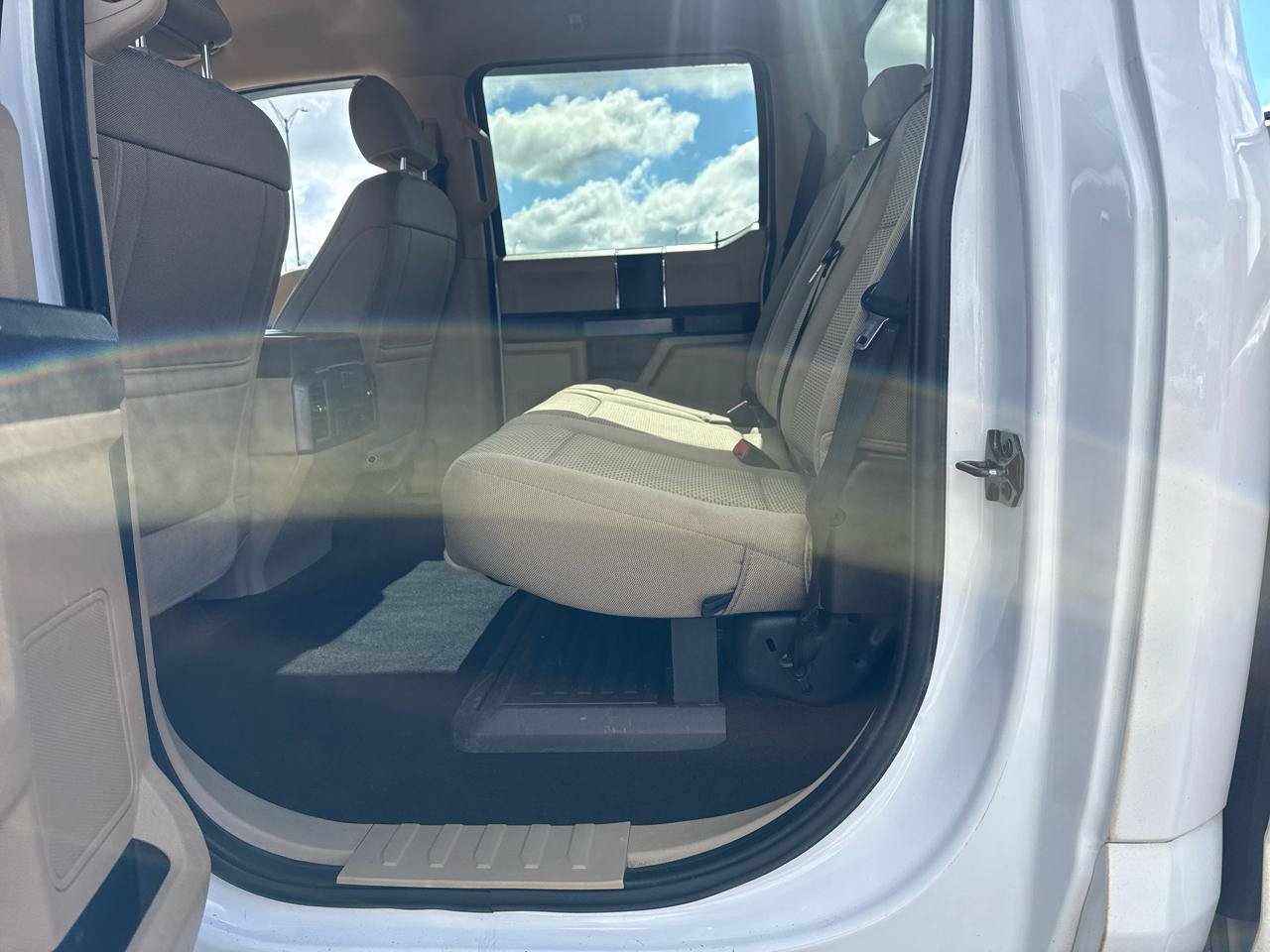 Used 2021 Ford F350 XLT w/ XLT Value Package AWD/4WD image 19
