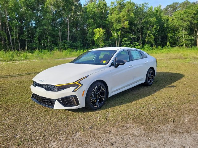 New 2026 Kia K5 GT-Line w/ GT-Line Red Interior Package FWD image 4