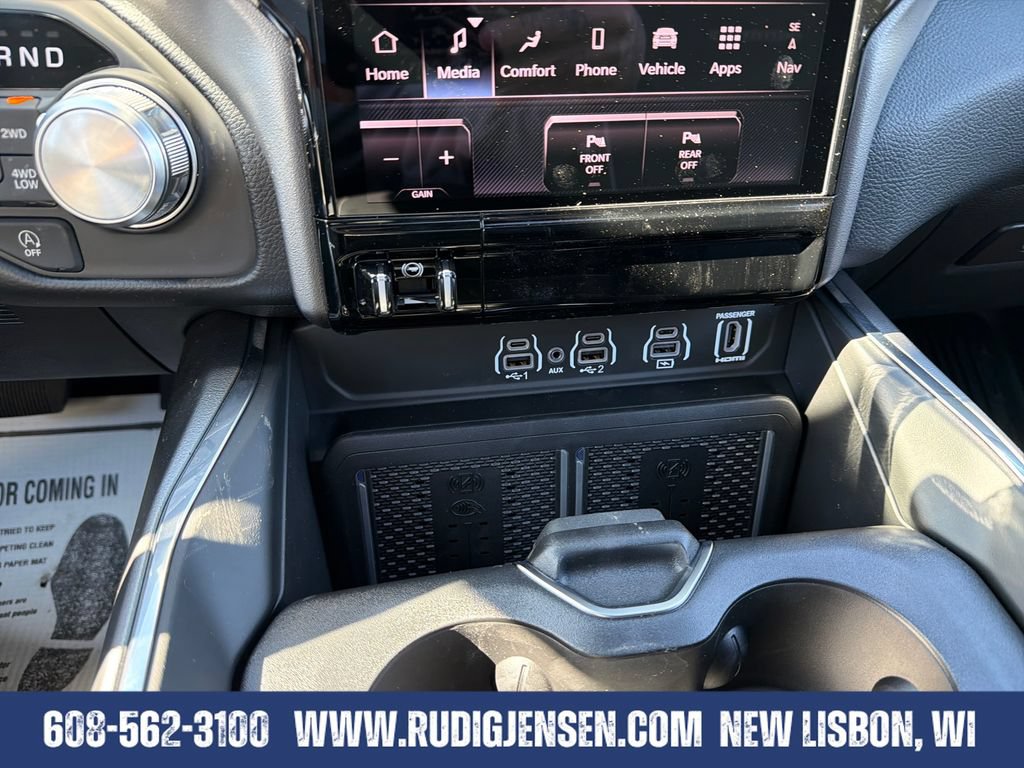 New 2026 RAM 1500 Laramie w/ Night Edition AWD/4WD image 20