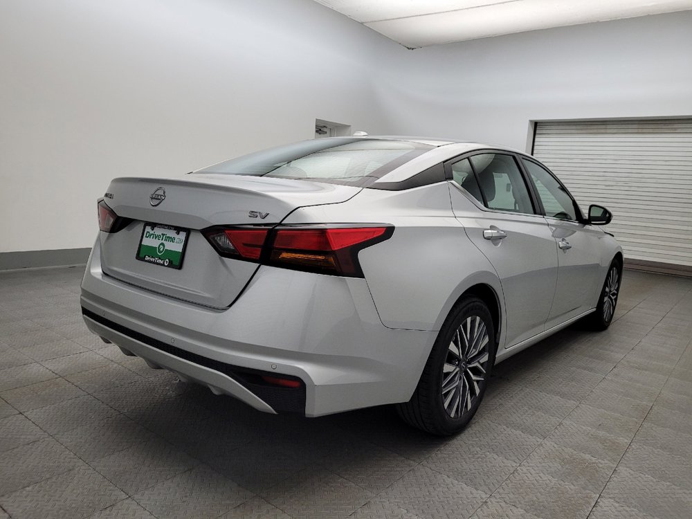 Used 2023 Nissan Altima 2.5 SV image 9